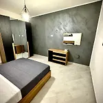 Parthenophouse